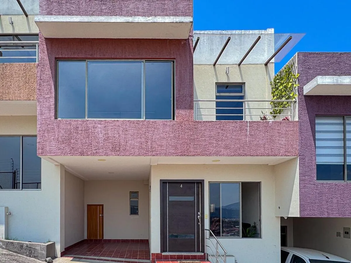 Villa Gran Encuentro Space And Comfort Y 2 Garages Cuenca 0*,  Ecuador